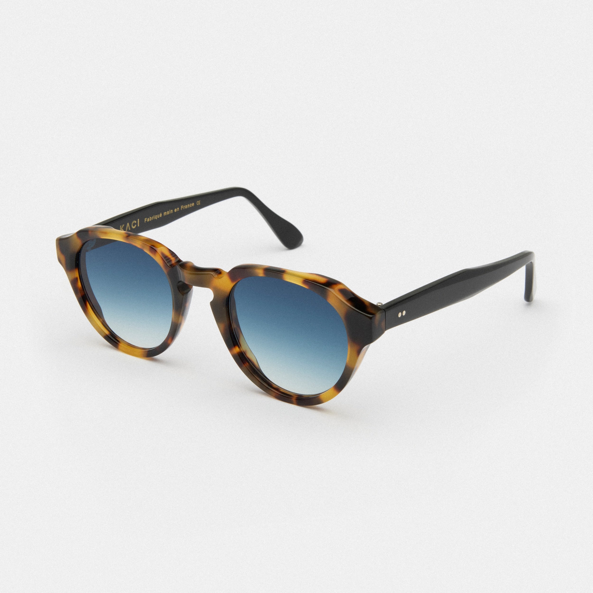 Saudade Tokyo Tortoise Sun